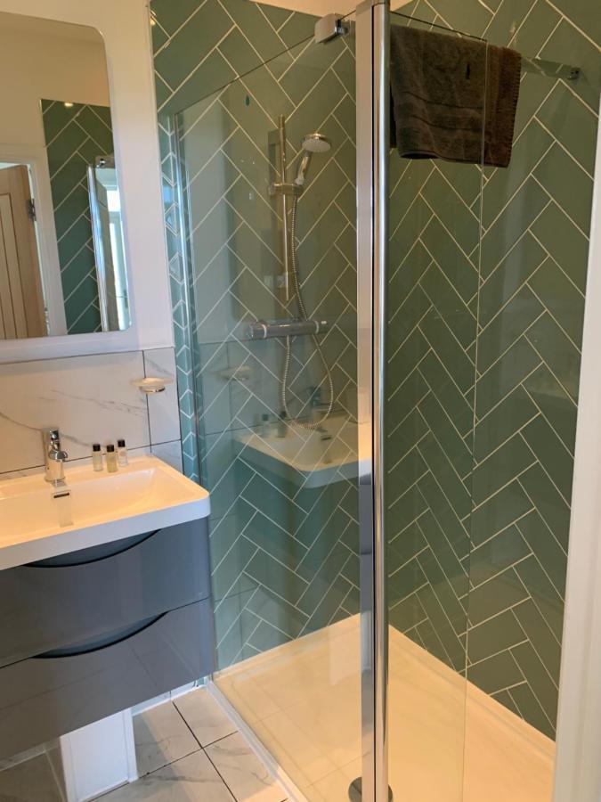Lazy Waves Boutique B&B Bed & Breakfast Newquay (Cornwall)