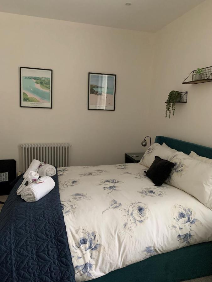 Lazy Waves Boutique B&B Bed & Breakfast Newquay (Cornwall)