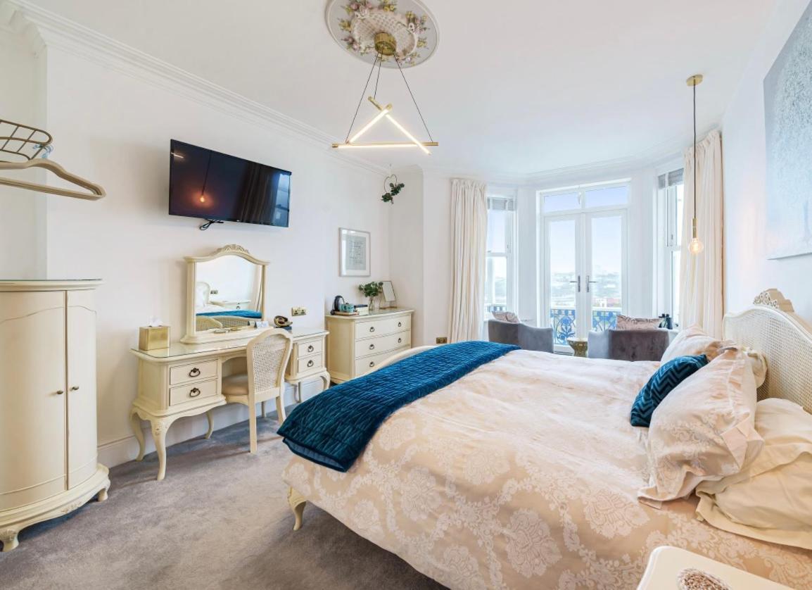 Bed & Breakfast Lazy Waves Boutique B&B 3*