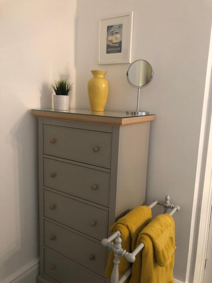 Lazy Waves Boutique B&B Bed & Breakfast Newquay (Cornwall)